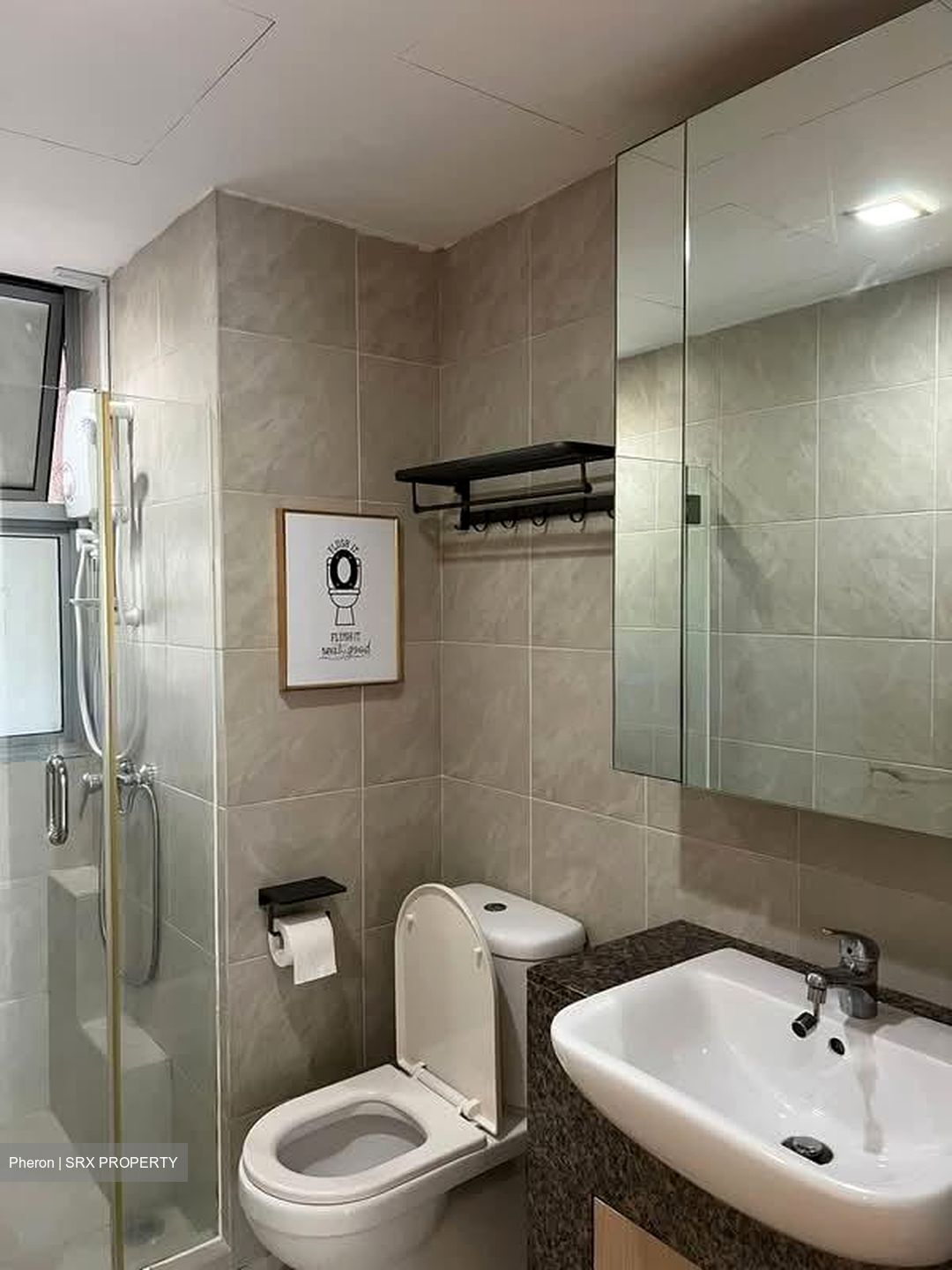 Lakeholmz (D22), Condominium #587703971